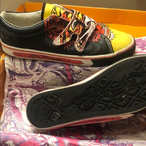 Ed Hardy shoes - Picture 3 of 7